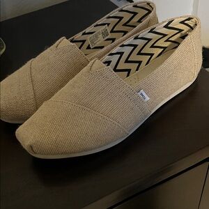 Toms Natural Canvas Slip-Ons